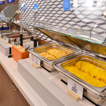 Holiday Inn Express & Suites Davenport, An Ihg Hotel Экстерьер фото